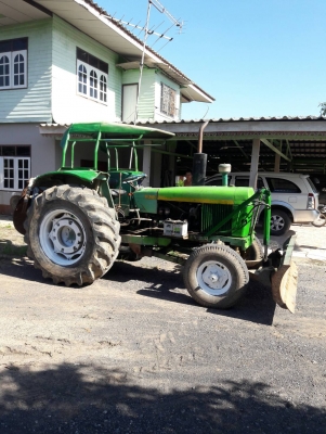 ขอขายรถไถจอนเดียร์ รุ่น2130พร้อมดันหน้า ผาน7 รถพร้อมทำงานราคาต่รองได้ครับ ขอขายรถไถจอนเดียร์ รุ่น2130พร้อมดันหน้า ผาน7 รถพร้อมทำงานราคาต่รองได้ครับ