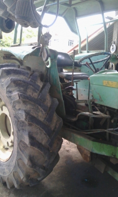 ขอขายรถไถจอนเดียร์ รุ่น2130พร้อมดันหน้า ผาน7 รถพร้อมทำงานราคาต่รองได้ครับ ขอขายรถไถจอนเดียร์ รุ่น2130พร้อมดันหน้า ผาน7 รถพร้อมทำงานราคาต่รองได้ครับ