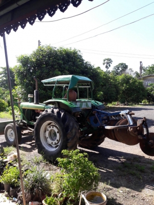 ขอขายรถไถจอนเดียร์ รุ่น2130พร้อมดันหน้า ผาน7 รถพร้อมทำงานราคาต่รองได้ครับ ขอขายรถไถจอนเดียร์ รุ่น2130พร้อมดันหน้า ผาน7 รถพร้อมทำงานราคาต่รองได้ครับ