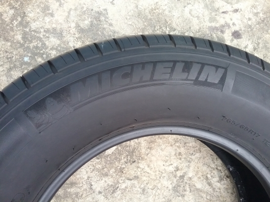 MICHELIN 265 65R17 สัปดาห์ที่20ปี2015 ลงพื้นจริงปลายปี2015สภาพสวยมากๆไร้ที่ติ ดอกยางเยอะมากๆ ไม่มีปะ