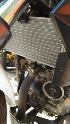 ขายHonda Cb300f รถ สภาพใหม่จดทะเบียนรถปี 2015