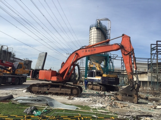 ขายอะใหล่ EX200-3 ด่วน