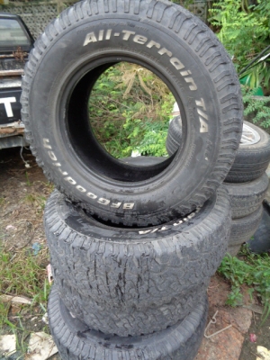 ขายยาง bf 265/70/16