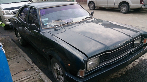 ขายรถเก๋งฟอร์ดรุ่นเก่า 19550 บาท ขายรถเก๋งฟอร์ดรุ่นเก่า 19550 บาท