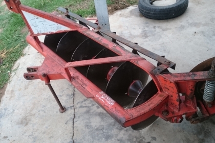 ขายผานรถไถ 6*22. LCS  โครงสวย สีเดิม พร้อมใช้งาน  ใส่กับรถ 30-36 แรง.ขายได้ขายครับ โทรมาสอบถามได้เลยน๊ะครับ 083-9576970 ปฐมพงษ์