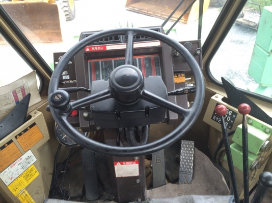 ถึงไทยแล้วครับ KOMATSU WA300-1 ซีเรียล 30,000กว่า ญี่ปุ่นแท้ โทร.090-986-2521 อ๊อบ ถึงไทยแล้วครับ KOMATSU WA300-1 ซีเรียล 30,000กว่า ญี่ปุ่นแท้ โทร.090-986-2521 อ๊อบ