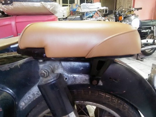 ตะแกงหลัง +เบาะเบื้ล 92 95 งานใหม่ 2800 ติดต่อ 0819306939