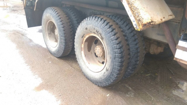 ขายรถสิบล้อดัมพ์ Sumo 227 เครื่องเดิม EM100-220 แรง 2 เพลา สโลด์เดิม เกียร์นิสสัน กระบะดัมพ์มิเนียม พร้อมบาร์อ้อย เบรคจิฟฟี่ ยางดีทุกเส้น ทะเบียนพร้อม