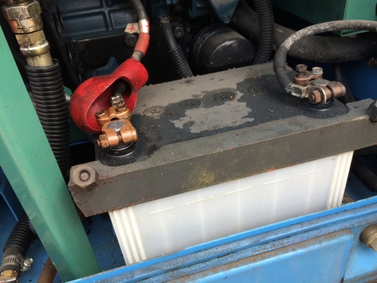 ปั้มลม Komatsu รุ่น EC15SSB-6 SN: 3699756 สภาพสวยจัด แรงลม 7 บาร์ นำเข้าจากญี่ปุ่น ไม่แพงครับ