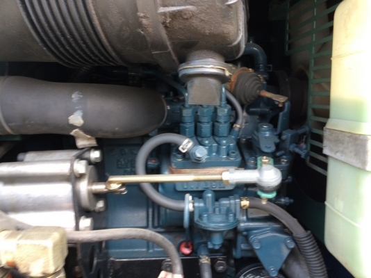 ปั้มลม Komatsu รุ่น EC15SSB-6 SN: 3699756 สภาพสวยจัด แรงลม 7 บาร์ นำเข้าจากญี่ปุ่น ไม่แพงครับ