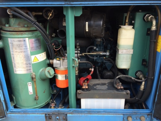 ปั้มลม Komatsu รุ่น EC15SSB-6 SN: 3699756 สภาพสวยจัด แรงลม 7 บาร์ นำเข้าจากญี่ปุ่น ไม่แพงครับ