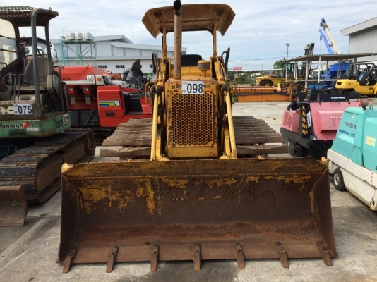 รถตักตีนตะขาบ CAT รุ่น 931 SN: 10N0539 นำเข้าจากญี่ปุ่น ราคาถูกมาก ๆ ครับ