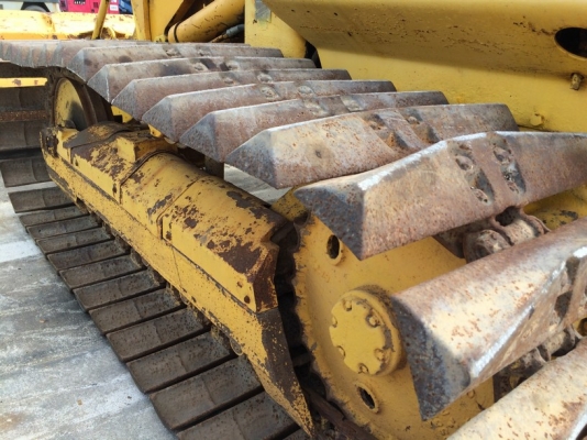 รถตักตีนตะขาบ CAT รุ่น 931 SN: 10N0539 นำเข้าจากญี่ปุ่น ราคาถูกมาก ๆ ครับ