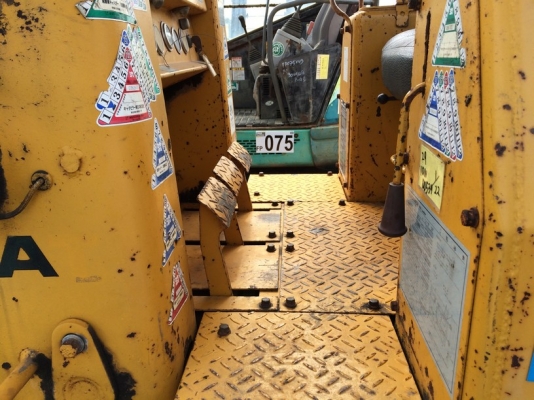 รถตักตีนตะขาบ CAT รุ่น 931 SN: 10N0539 นำเข้าจากญี่ปุ่น ราคาถูกมาก ๆ ครับ