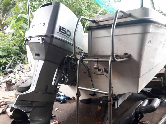 ขายด่วน บอดี้ เปล่า  เรือTrophy usa  22 f