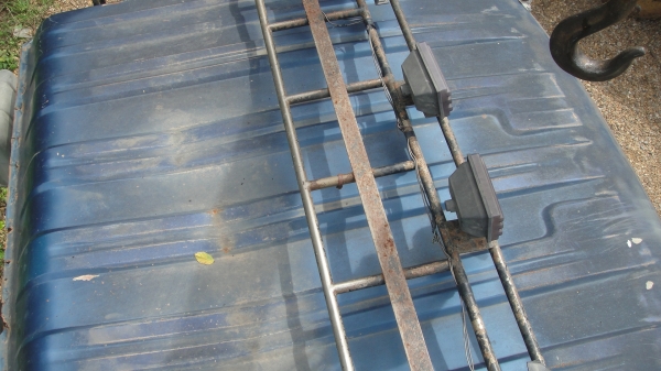 หัว HINO F18 สภาพสวยเดิมๆ ขาหน้า-หลัง กันชน กรองหลังเก๋ง ของครบยกใส่รถได้เลย ราคาถูก