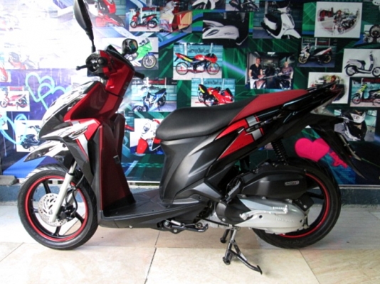 Click 125 i สีดำ รุ่นท๊อป ระบบ id lingstop ล้อแมกซ์ รถบ้านมือเดียวจากป้ายแดง รถสภาพสวยไมล์น้อย ฟรีโอน แถม 4 รายการ 38500