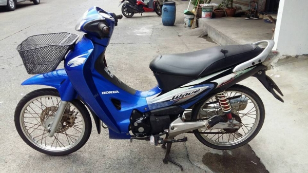Wave 125 s ปี 47 เครื่องเดิม แน่นๆ มีเล่ม เอกสารครบเอกสารครบ  โทร. 02-9165022,099-0812001