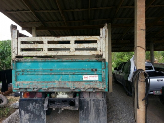 มือหนึ่งออกห้าง