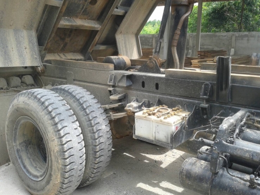 Isuzu 200 แรงม้ายาง9