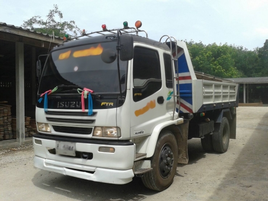 Isuzu 200 แรงม้ายาง9
