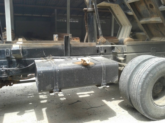 Isuzu 200 แรงม้ายาง9