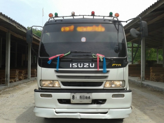 Isuzu 200 แรงม้ายาง9