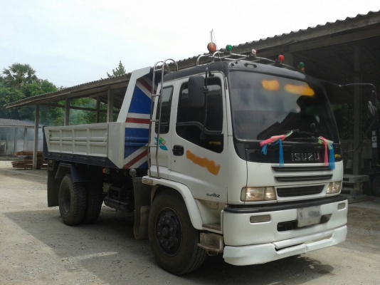 Isuzu 200 แรงม้ายาง9