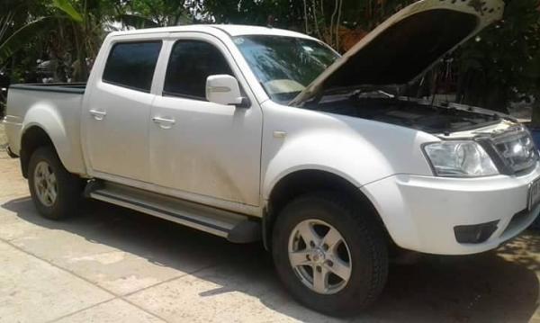 ขายรถTATA 4ประตู เครื่องดี ช่วงล่างดี ภายในสวย แอร์เย็น เอกสารถูกต้อง เล่มทะเบียนพร้อมโอน ราคา140,000 สนใจโทร 090-8588220คุณนะ 093-3258446คุณบิว หรือเข้าดูสินค้าอื่นๆได้ที่ www.narong2truck.com หรือ www.truck.in.th/498 หรือเพจFacebook ณรงค์ ซื้อขายรถมือสอ