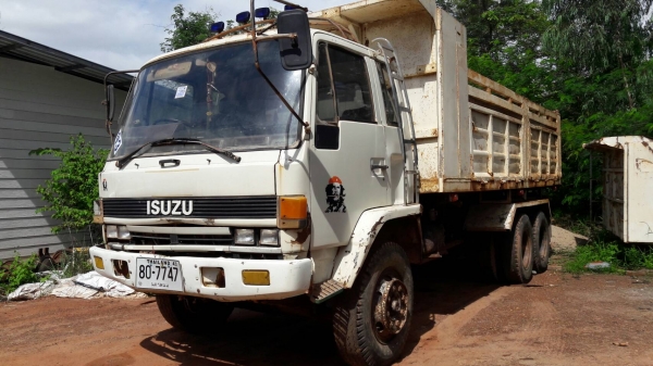 Rockky 175  2 เพลาดรั้ม รถใช้งานอยู่ สภาพดี 0811838154