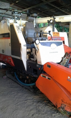 ขายรถเกี่ยวข้าว KUBOTA DC68G ปี53 ใช้งานน้อย 1700ชั่วโมง สภาพสวย พร้อมใช้งาน เอกสารถูกต้อง เล่มทะเบียนพร้อมโอน ราคา350,000 สนใจโทร 090-8588220คุณนะ 093-3258446คุณบิว หรือเข้าดูสินค้าอื่นๆได้ที่ www.narong2truck.com หรือ www.truck.in.th/498 หรือเพจFacebook