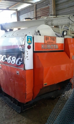 ขายรถเกี่ยวข้าว KUBOTA DC68G ปี53 ใช้งานน้อย 1700ชั่วโมง สภาพสวย พร้อมใช้งาน เอกสารถูกต้อง เล่มทะเบียนพร้อมโอน ราคา350,000 สนใจโทร 090-8588220คุณนะ 093-3258446คุณบิว หรือเข้าดูสินค้าอื่นๆได้ที่ www.narong2truck.com หรือ www.truck.in.th/498 หรือเพจFacebook
