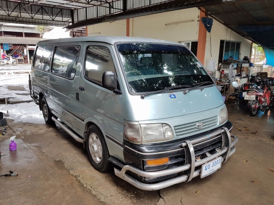 ขายรถตู้ Toyota ปี 2538 เครื่องดีเซล 2,500cc งินสดราคาแค่ 88,000 บาท