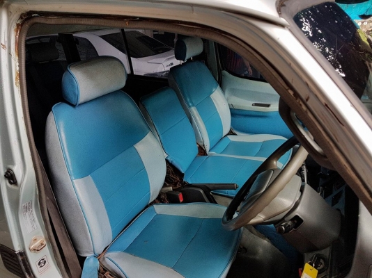 ขายรถตู้ Toyota ปี 2538 เครื่องดีเซล 2,500cc งินสดราคาแค่ 88,000 บาท