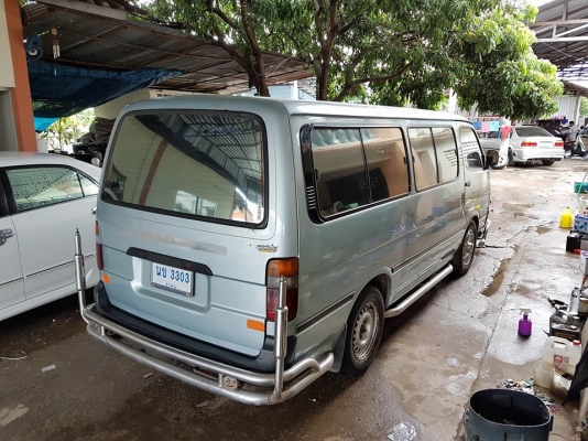 ขายรถตู้ Toyota ปี 2538 เครื่องดีเซล 2,500cc งินสดราคาแค่ 88,000 บาท