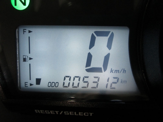 (โอนฟรี) ขาย Yamaha R15 รถปี 2015 ไมล์แท้ 5312 กม สภาพสวยเดิมๆ แรงด้วยขุมกำลัง 150CC บิดติดมือ  สีขาว น้ำเงิน