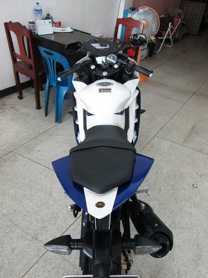 (โอนฟรี) ขาย Yamaha R15 รถปี 2015 ไมล์แท้ 5312 กม สภาพสวยเดิมๆ แรงด้วยขุมกำลัง 150CC บิดติดมือ  สีขาว น้ำเงิน