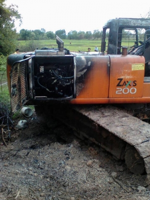 ขายรถแบคโค HITACHI EX200-2 ขายตามสภาพ ช่วงล่างดี เอวดี บูมอามดี ราคา290,000 สนใจโทร 090-8588220คุณนะ 093-3258446คุณบิว หรือเข้าดูสินค้าอื่นๆได้ที่ www.narong2truck.com หรือ www.truck.in.th/498 หรือเพจFacebook ณรงค์ ซื้อขายรถมือสอง (เว็บไซต์ส่วนตัว) หรือFa