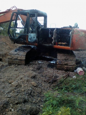 ขายรถแบคโค HITACHI EX200-2 ขายตามสภาพ ช่วงล่างดี เอวดี บูมอามดี ราคา290,000 สนใจโทร 090-8588220คุณนะ 093-3258446คุณบิว หรือเข้าดูสินค้าอื่นๆได้ที่ www.narong2truck.com หรือ www.truck.in.th/498 หรือเพจFacebook ณรงค์ ซื้อขายรถมือสอง (เว็บไซต์ส่วนตัว) หรือFa