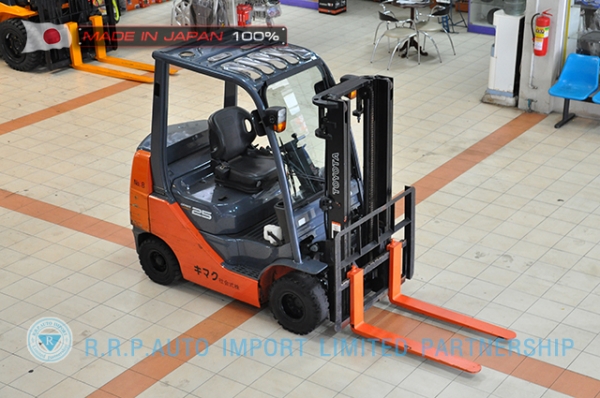 ขายรถโฟล์คลิฟท์มือสอง TOYOTA รุ่น  8FD25-10278 ราคา 425,000 บาท นำเข้าจากประเทศญี่ปุ่น 100\% ไม่เคยใช้งานในไทย