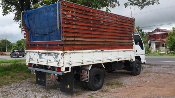 NQR 175 แรงม้า ปี52