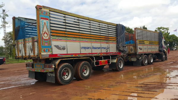 ขายรถ24 ล้อ แม่-ลูก กระบะเนียมคอกเกษตรดั้ม อู่.พรชัย HINO 320 ปี.47-49 รถสวย ราคา.2250000 สนใจรีบจองด่วน