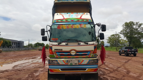 ขายรถ24 ล้อ แม่-ลูก กระบะเนียมคอกเกษตรดั้ม อู่.พรชัย HINO 320 ปี.47-49 รถสวย ราคา.2250000 สนใจรีบจองด่วน