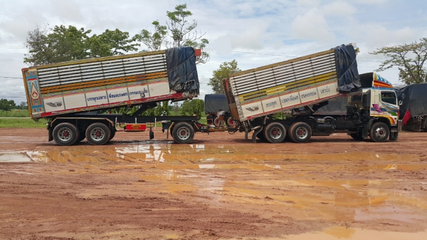 ขายรถ24 ล้อ แม่-ลูก กระบะเนียมคอกเกษตรดั้ม อู่.พรชัย HINO 320 ปี.47-49 รถสวย ราคา.2250000 สนใจรีบจองด่วน