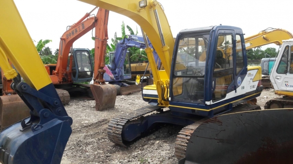 ขายKOBELCO  SK120-1มาร์คทรี  เก่าญี่ปุ่น  สภาพดี  พร้อมใช้...เอกสารอินวอยครบ....สนใจโทร  089-3818694ดวงนภา