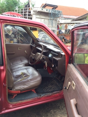 ขายรถดั๊มพ์กระบะ Mitsubishi L200 4D56 ทะเบียนภาษีเต็มพร้อมโอนแจ้งเปลี่ยนเป็นดั้มพ์เรียบร้อยช่วงล่างดี เครื่องดีสีสวยรถพร้อมใช้งาน สนใจติดต่อ 0903235895