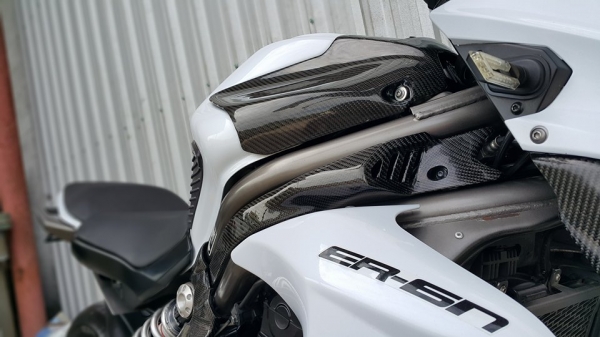 ER6N วิ่งน้อย แต่งเต็มพร้อมใช้งาน ปี 2012 ไมล์แท้ ต่อรองได้ครับ ER6N วิ่งน้อย แต่งเต็มพร้อมใช้งาน ปี 2012 ไมล์แท้ ต่อรองได้ครับ