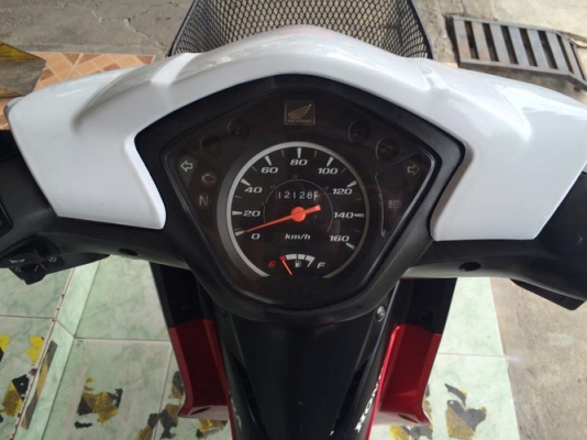 Honda Wave110i รถปี57 หัวฉีดประหยัดน้ำมัน สวยเครื่องดี ราคาถูกครับ