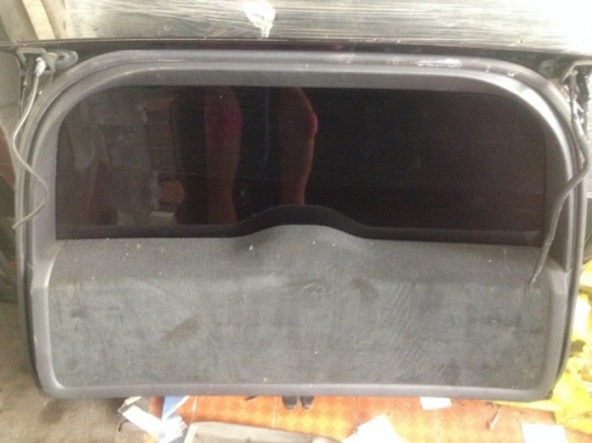 ฝาท้าย VOLVO V 70 เก่าญี่ปุ่นสภาพสวย ฝาท้าย VOLVO V 70 เก่าญี่ปุ่นสภาพสวย