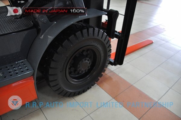 ขายรถโฟล์คลิฟท์มือสอง TOYOTA รุ่น 6FD25-10907 ราคา 385,000 บาท นำเข้าจากประเทศญี่ปุ่น 100\% ไม่เคยใช้งานในไทย